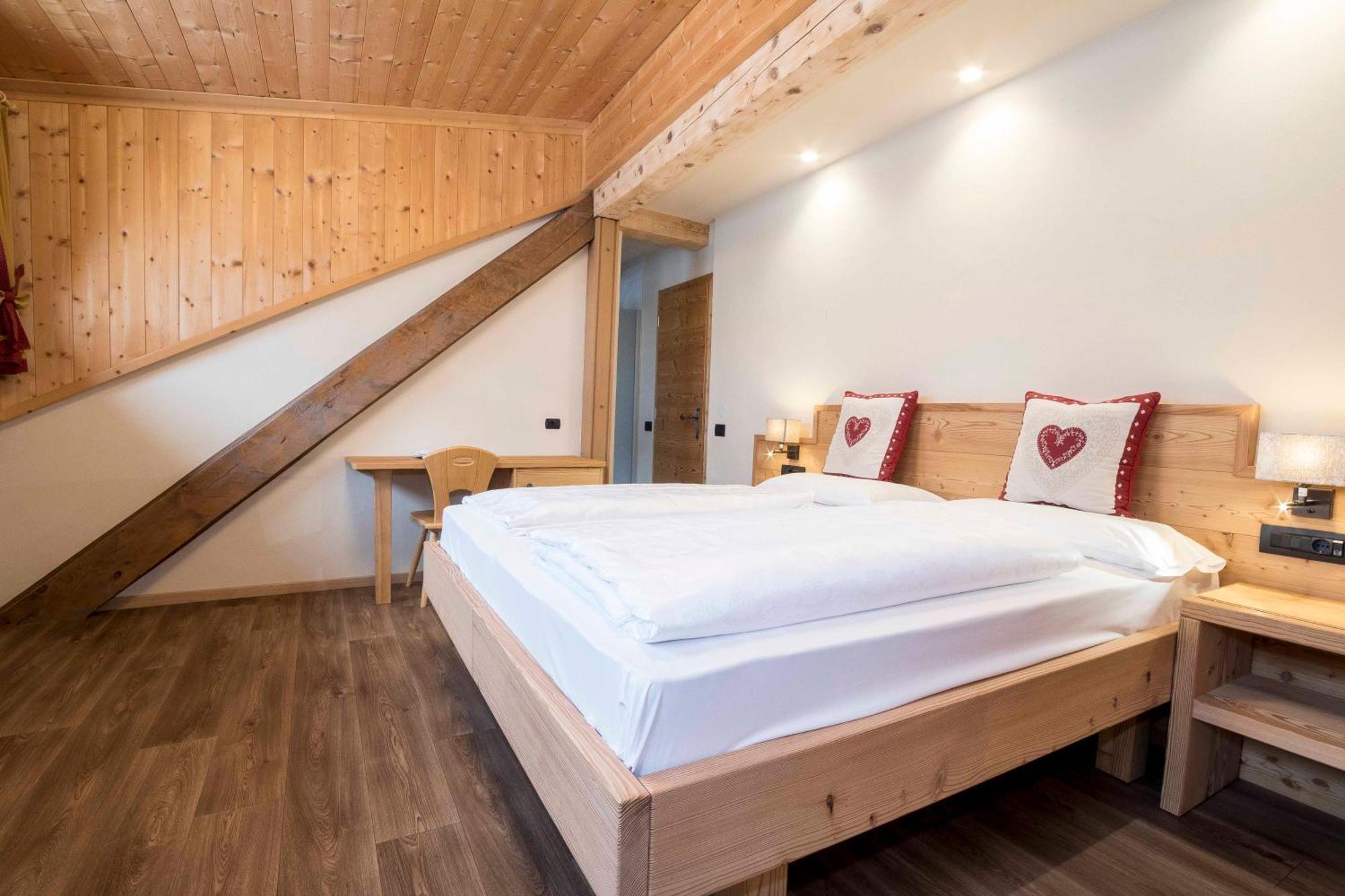 Hotel Garni Snaltnerhof Ortisei Ngoại thất bức ảnh