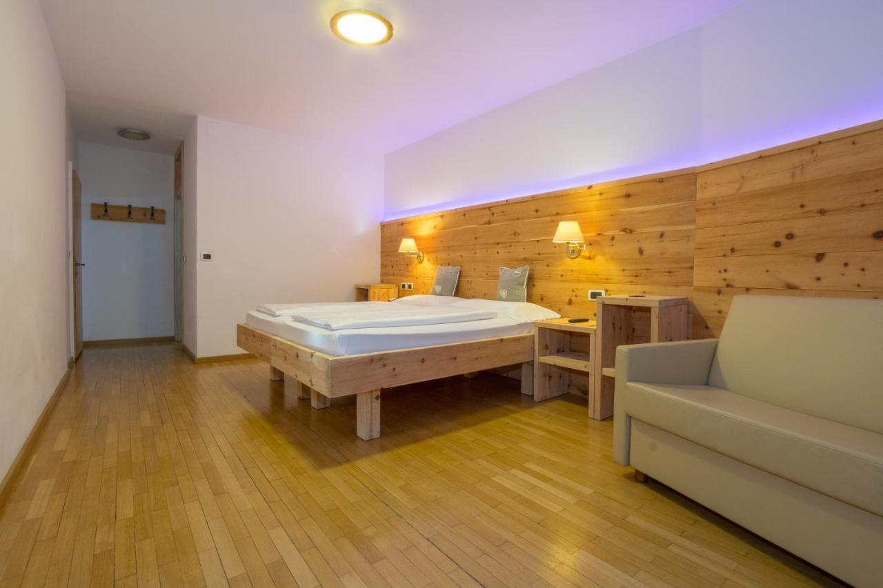 Hotel Garni Snaltnerhof Ortisei Ngoại thất bức ảnh